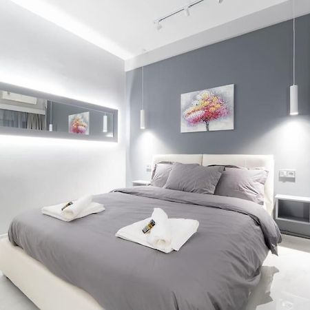 Lux Seaside Apartment By Volos Hospitality Экстерьер фото